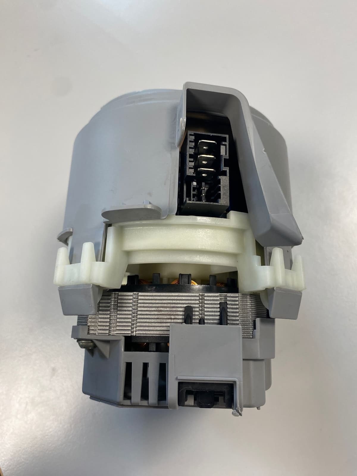 Siemens drain pump 00144309 Refurbished